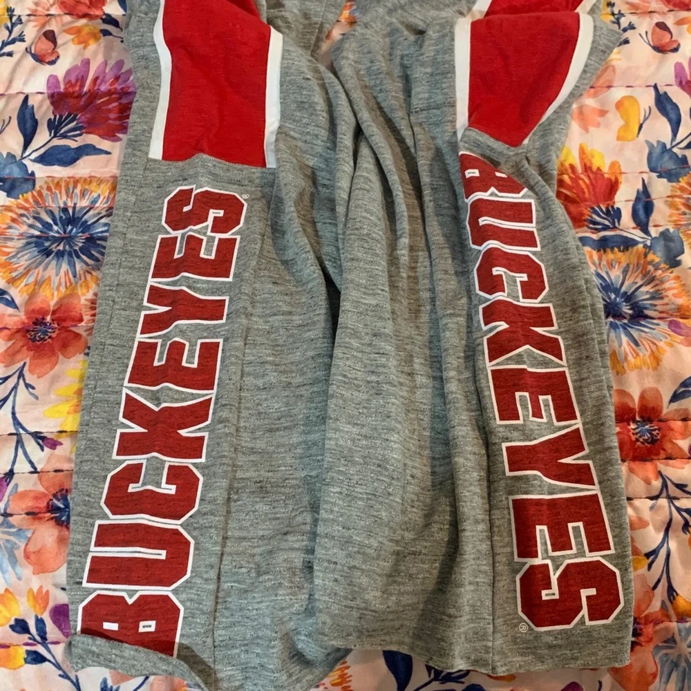 PINK - Picture 2 of 5